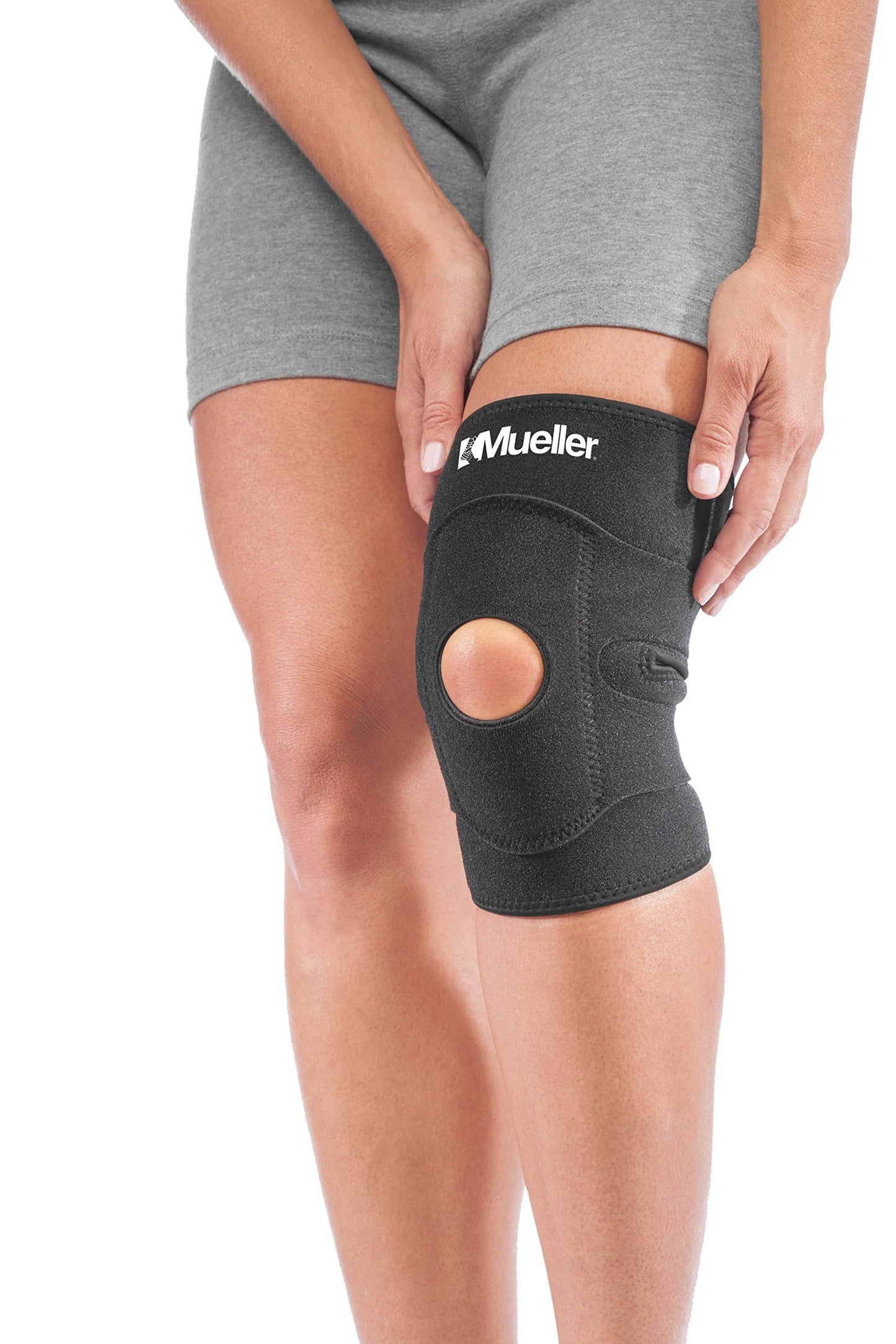 MUELLER Sports Medicine 4-Way Adjustable Knee Brace for Men and Women, Knee Stabilizer for Compression and Pain Relief Support, Ideal for Arthritis, Sprains, Black, One Size