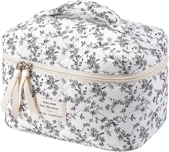 uekeboag Large Travel Quilted Makeup Bag for Women, Floral Cotton Cosmetic Bag, Coquette Aesthetic Floral Toiletry Organizer Bag