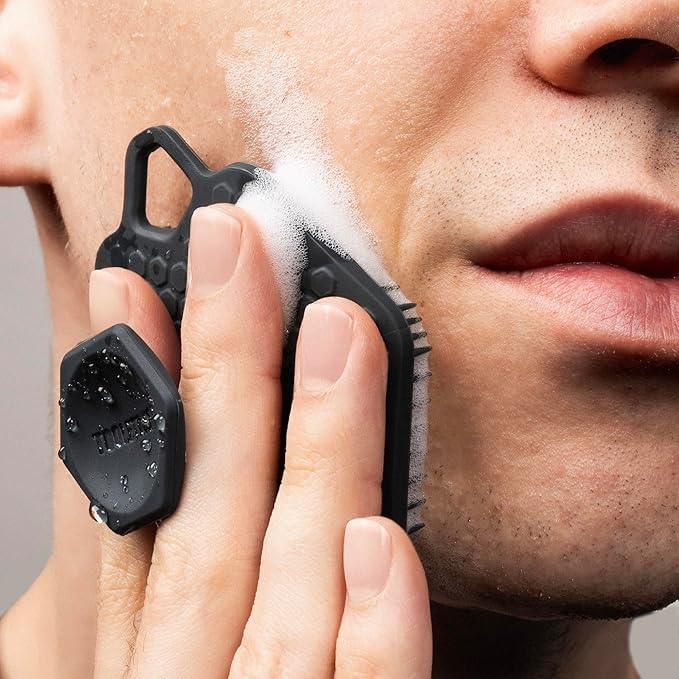 TOOLETRIES MenÃ¢ÂÂs Face Scrubber 2.0 - Silicone Facial Cleansing Brush for Daily Use, Larger Surface Area, Longer Bristles for Deeper Exfoliation, Quick-Dry Design, with Hang Loop - Charcoal