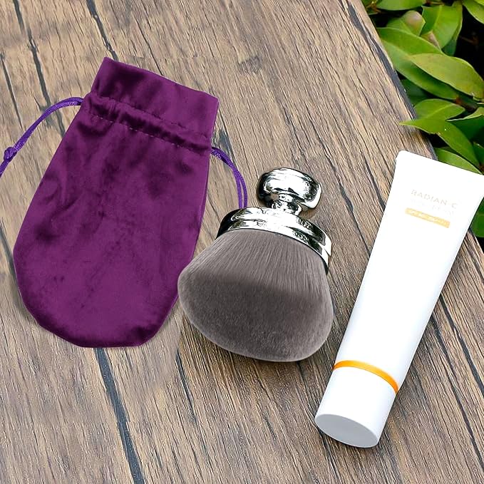 Blend & Blur Extra Large Body Makeup Brush for Self Tanner,Leg Makeup & Bronzer Self Tan Applicator, 3.2inch Wide Round Head Kabuki Brush For Application with Drawstring Bag (Silver)