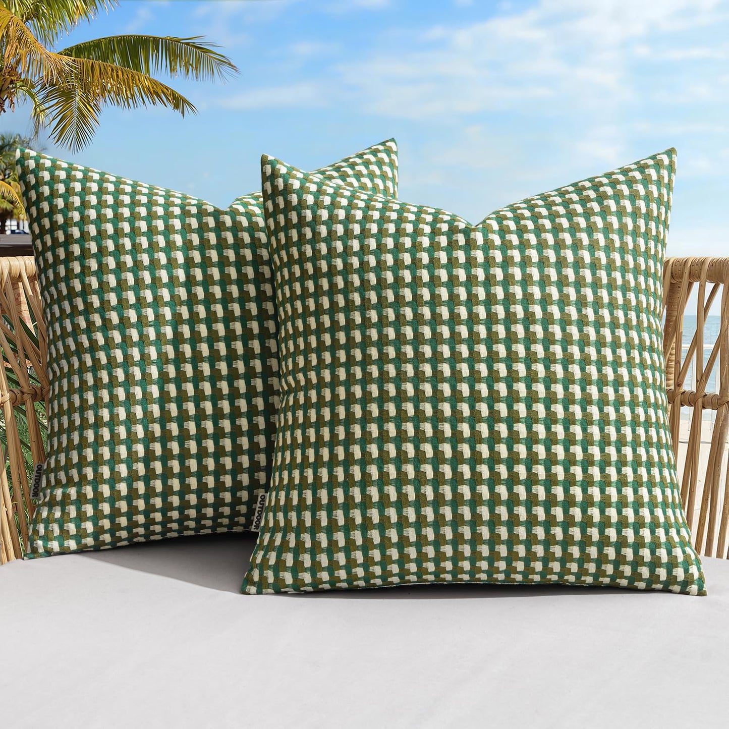 MIULEE Outdoor Texture Throw Pillow Covers Waterproof Pack of 2 Spring Decorative Woven Farmhouse Cushion Covers for Patio Garden Balcony Porch Tent Bench Sofa, 20x20 Inch Green