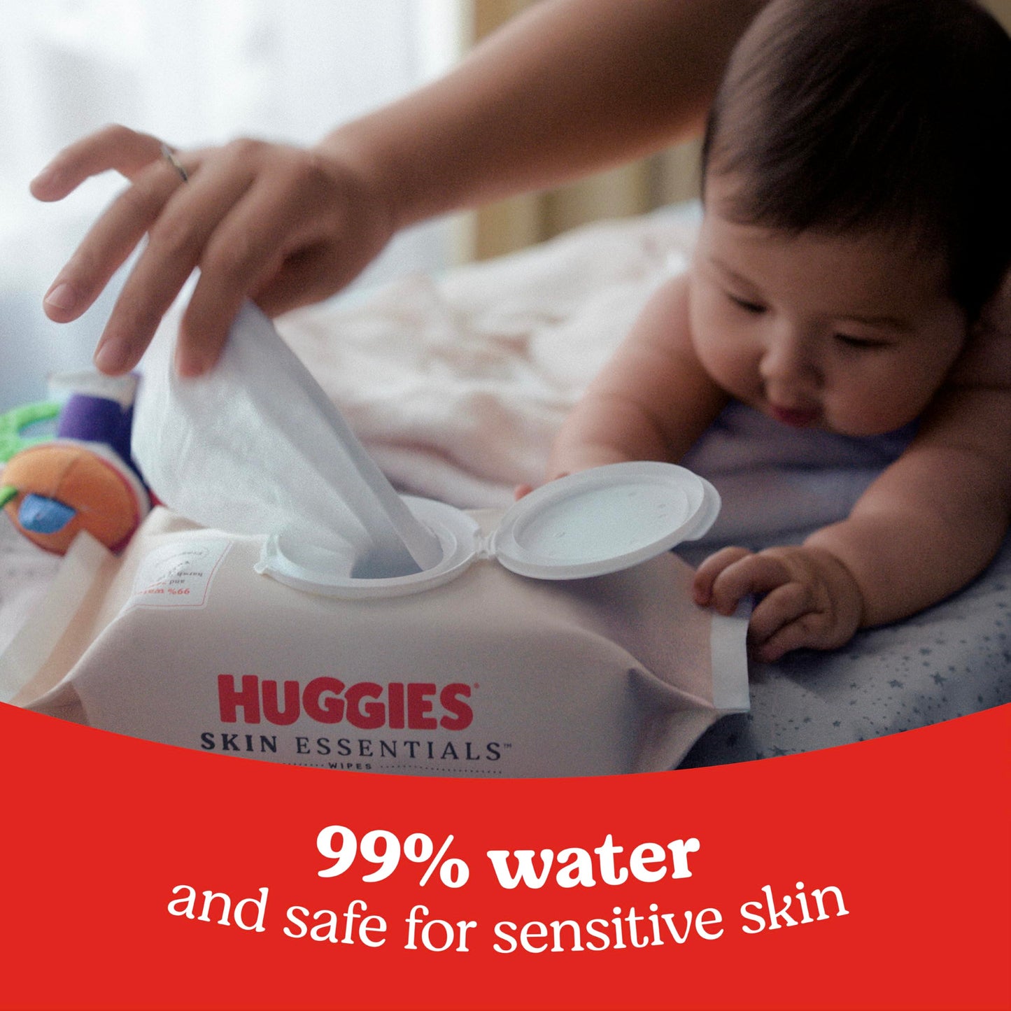 Huggies Skin Essentials Baby Wipes, Hypoallergenic, 99% Water, 15 Flip Top Packs (840 Wipes Total)