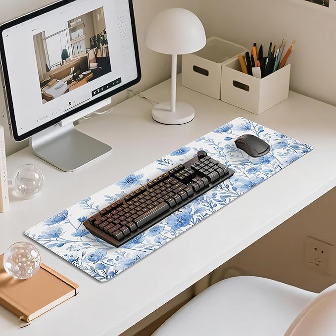 31.5?€?x11.8?€?Large Gaming Mouse Pad for Desk, Mouse Mat with Seamed Edges, Waterproof Desk Pad, Non-Slip Rubber Base, Keyboard Pad Computer Mat, Big XL Mousepad- Blue and White Flower