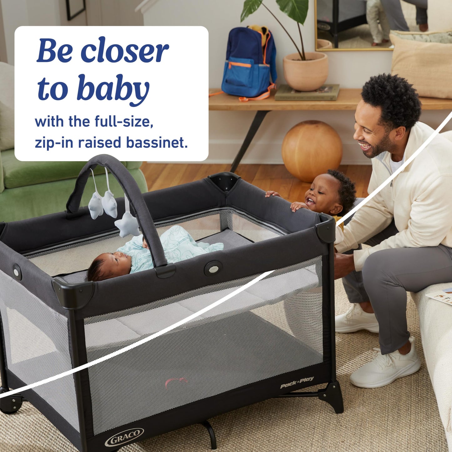 Graco On the Go Zip DLX Pack ‘n Play Playard, Folding Playpen with Bassinet, Portable Crib, Parker