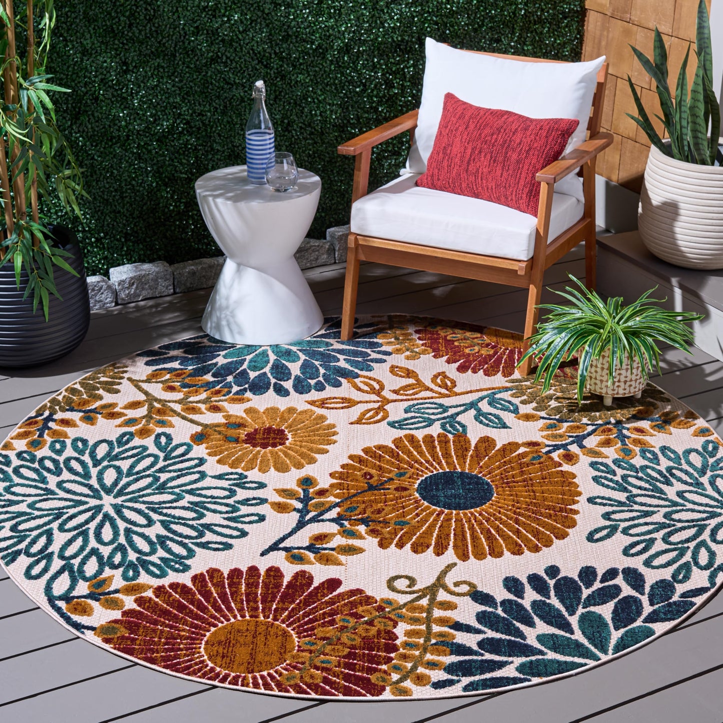 SAFAVIEH Washable Rug Outdoor Cabana Collection - 6'7" Round, Cream & Red, Non-Shedding & Easy to Clean, Ideal for Patio, Backyard, Mudroom (CBN832A)
