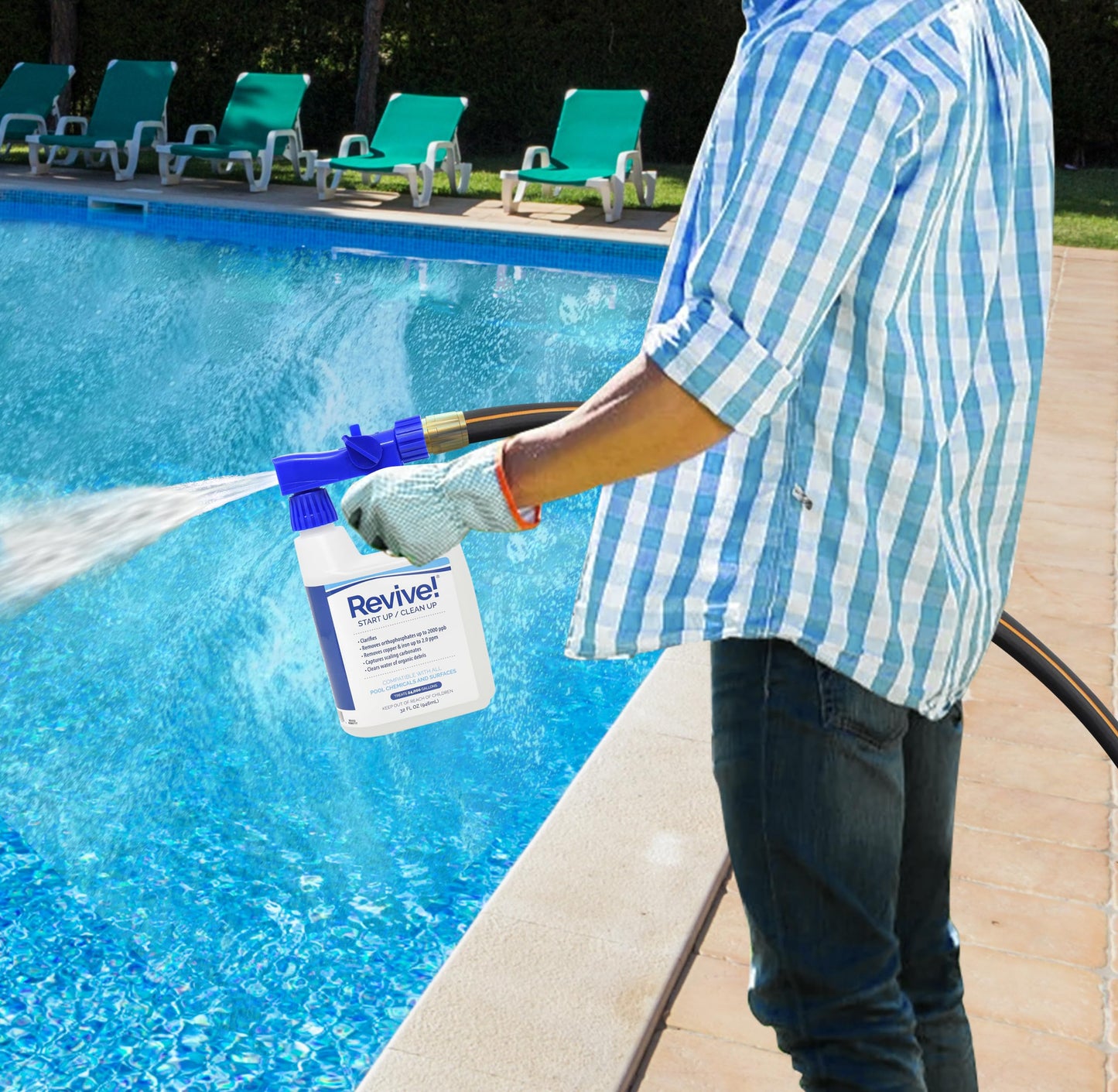 REVIVE 32 oz Water Care Long Lasting Non Foaming Formula for Pools with Test Strips