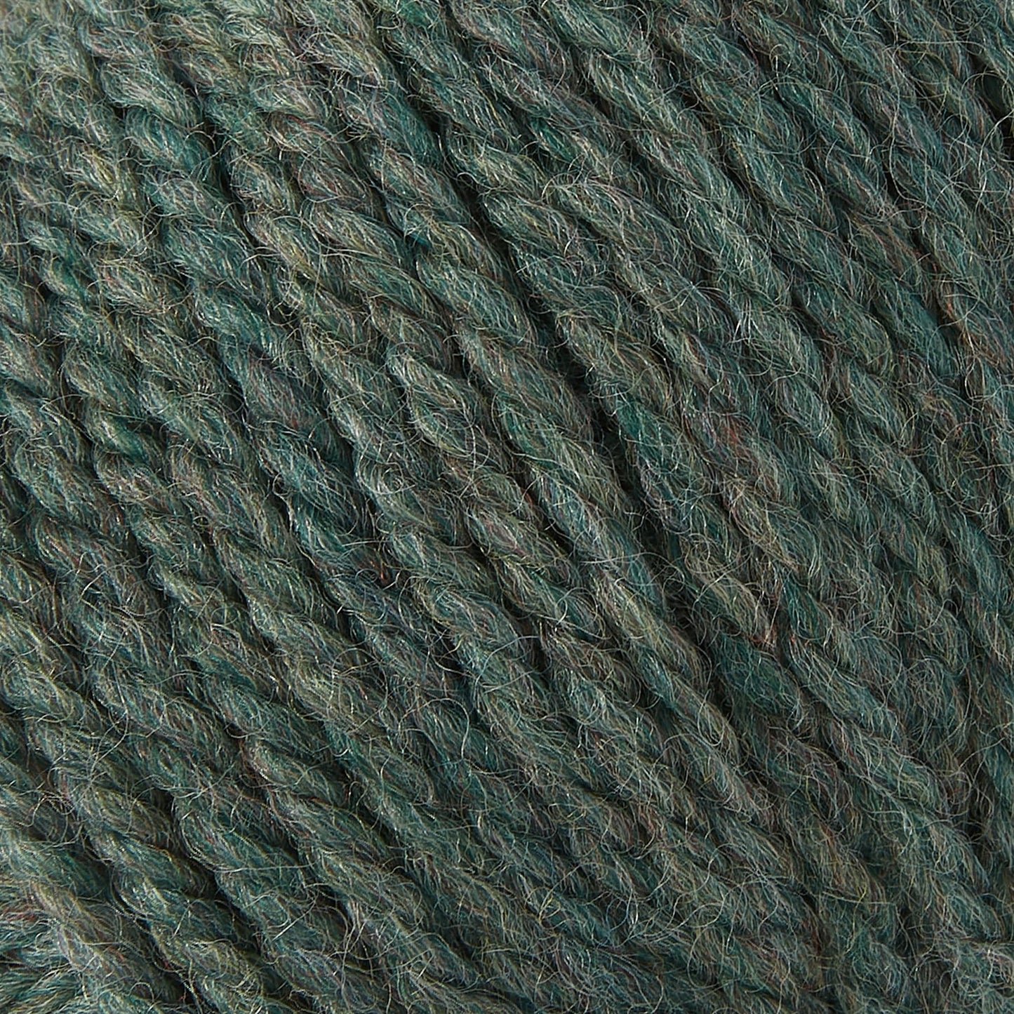 Gisimo 100% Merino Wool Yarn, 3-Ply Luxurious and Soft Yarn for Hand Knitting & Crocheting (Evergreen, 3Balls)