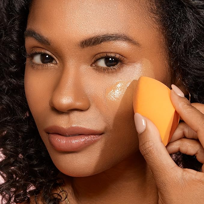Real Techniques Miracle Complexion Beauty Sponge Makeup Blender with Case