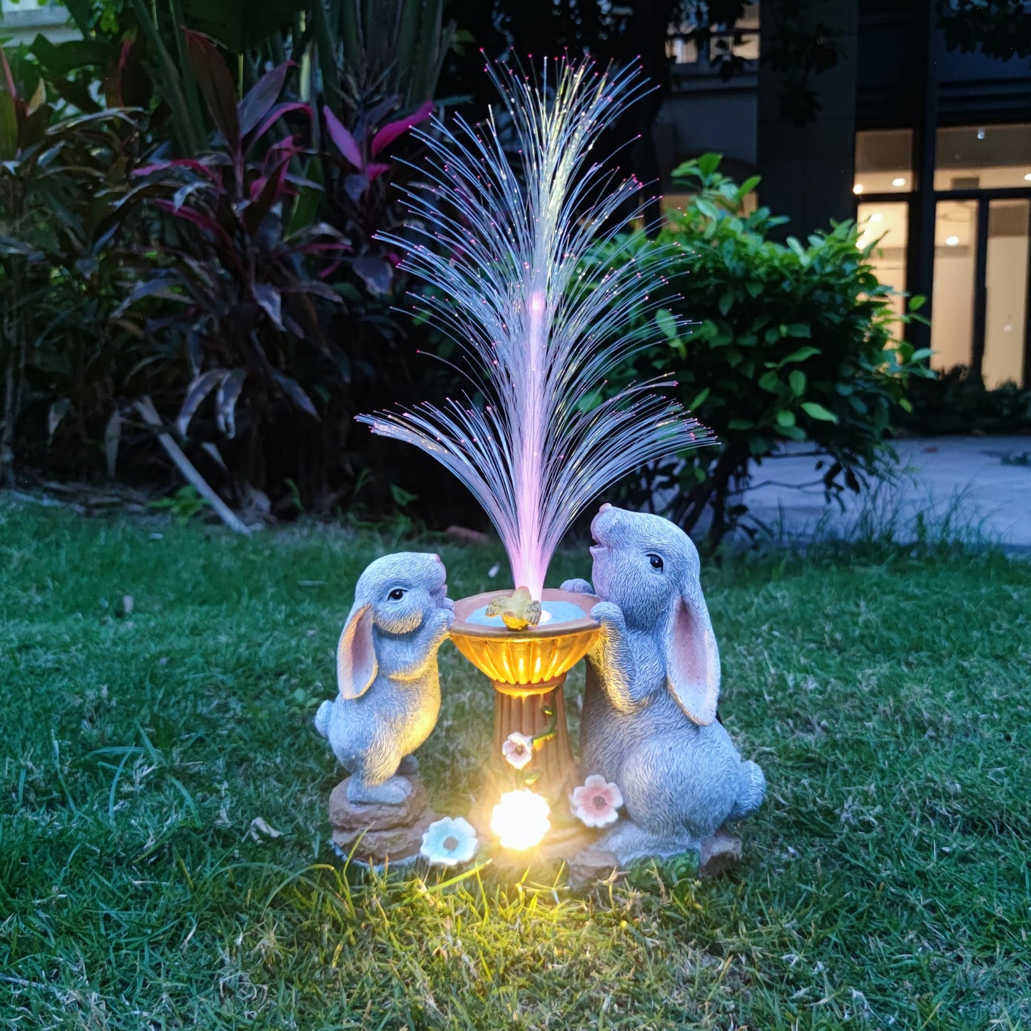 RCTTICUU Solar Rabbit Garden Statues Outdoor Decor with LED Lights, Resin Rabbits Figurine Lights Decorations Colour Changing Fiber Optical Light, Outside Lawn Decor for Yard, Unique Housewarming Gift
