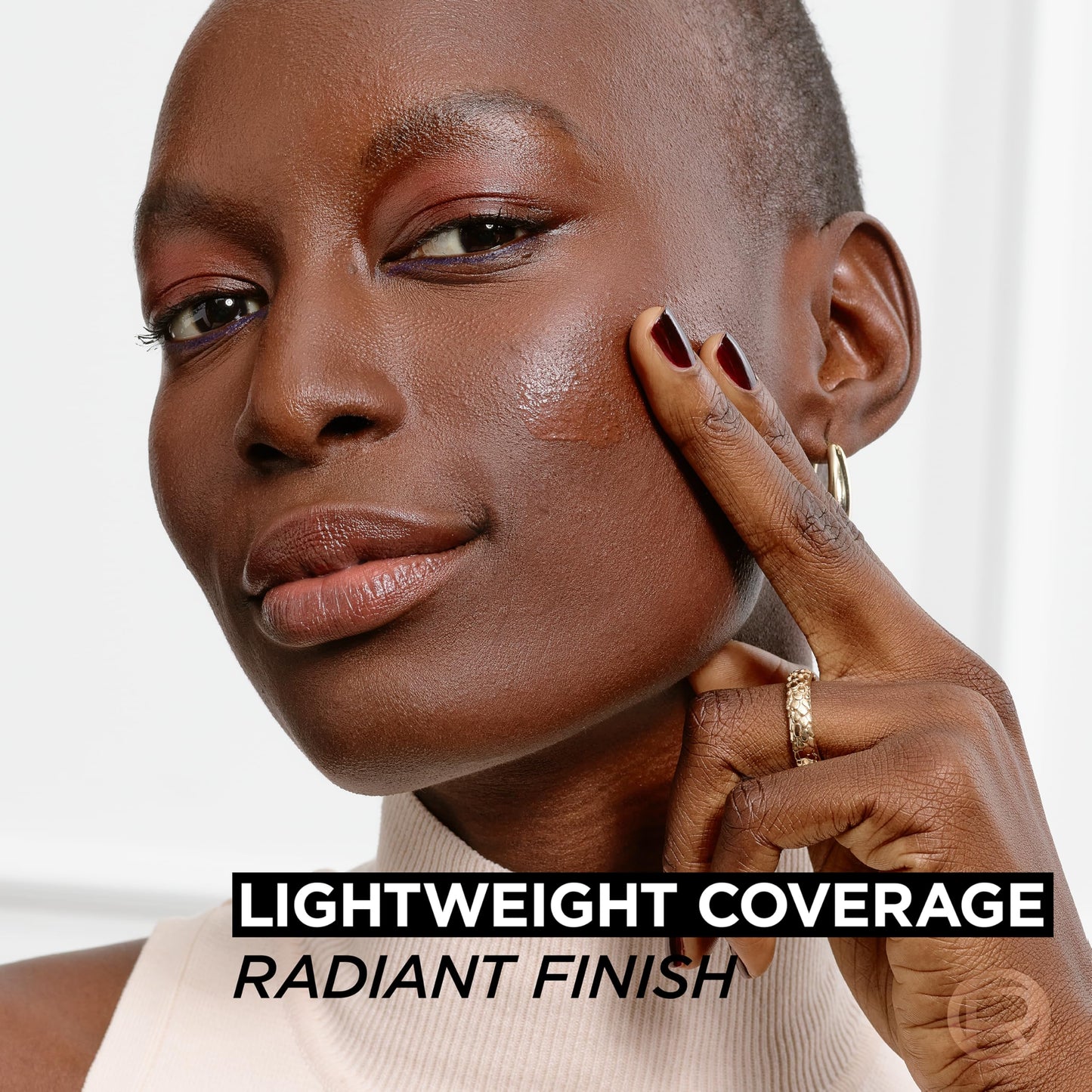 L'Oreal Paris True Match Nude Hyaluronic Tinted Serum Foundation with 1% Hyaluronic acid, Light-Medium 3-4, 1 fl. oz.