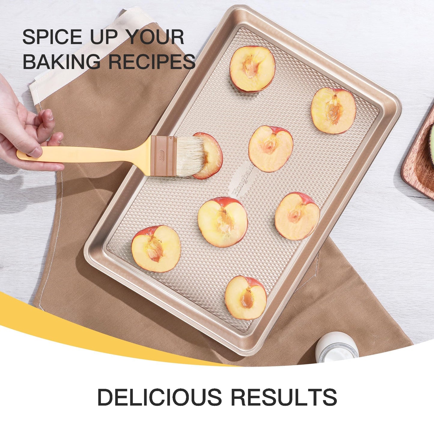 HONGBAKE 3 Pack Gold Nonstick Baking Sheet Pan Set with Oven Mitts Heat Resistant, Non-Toxic Half/Quarter/Jelly Roll Pans with Diamond Texture Pattern, Heavy Duty 0.8mm Thick Cookie Trays for Cooking
