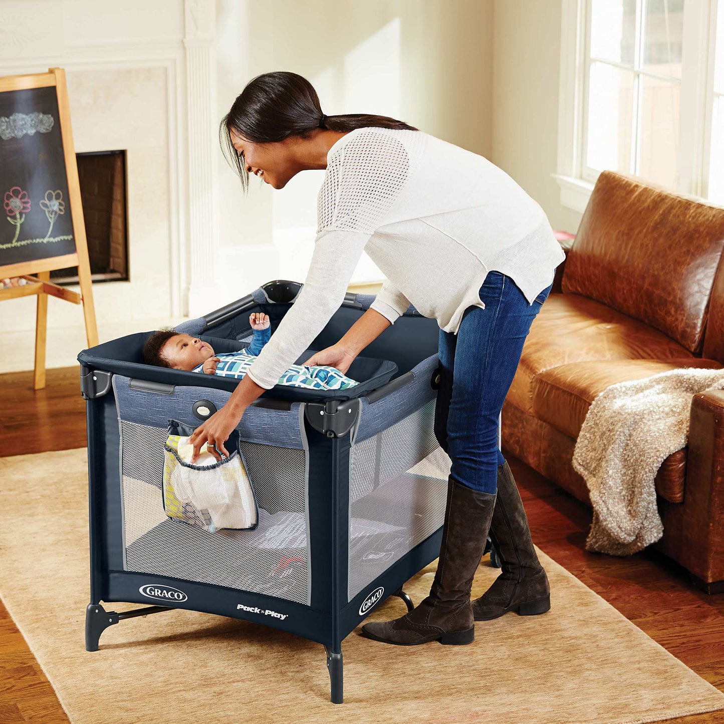Graco Pack n’ Play CareSuite Playard, Portable Playpen with Baby Bassinet, Changing Table, Sky