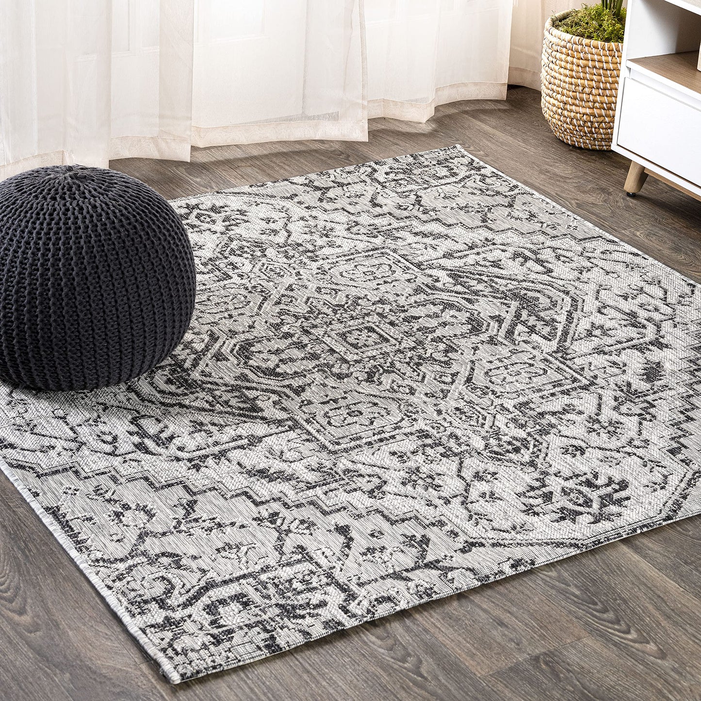 JONATHAN Y Boho Medallion Indoor Outdoor Square Area Rug 6X6 Black/Gray, Estrella Textured Weave for Backyard, Patio, Porch, Easy-Cleaning, High Traffic, Pet-Friendly, Non-Shedding (SMB105D-6SQ)