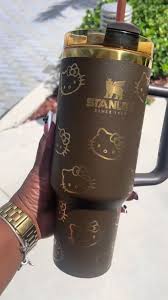 Stanley x Hello Kitty Quencher H2.0 FlowState Tumbler – Chocolate Brown Limited Edition Insulated Travel Mug with Handle & Straw